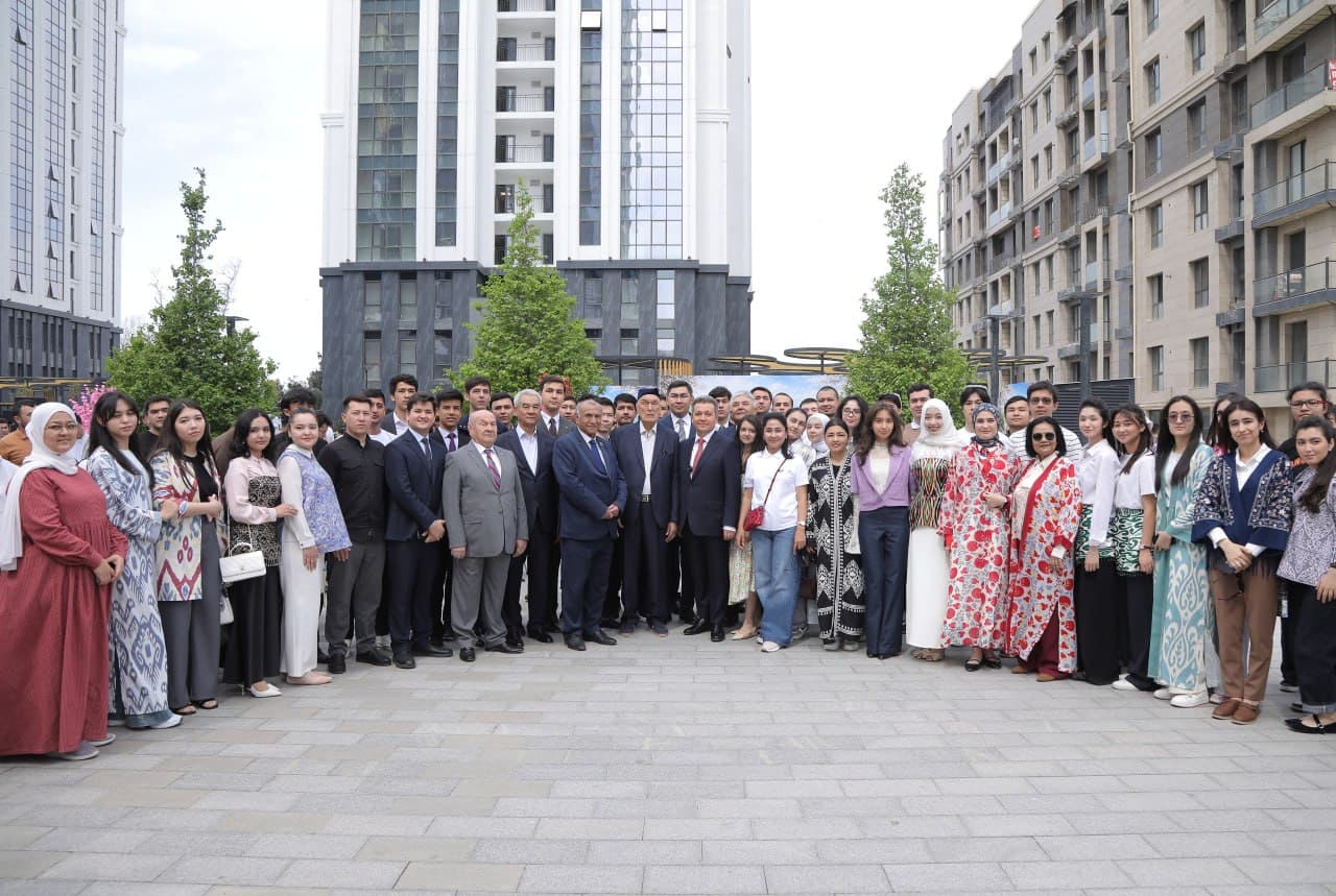 The Minister Met with Young People as Part of "Youth Day"