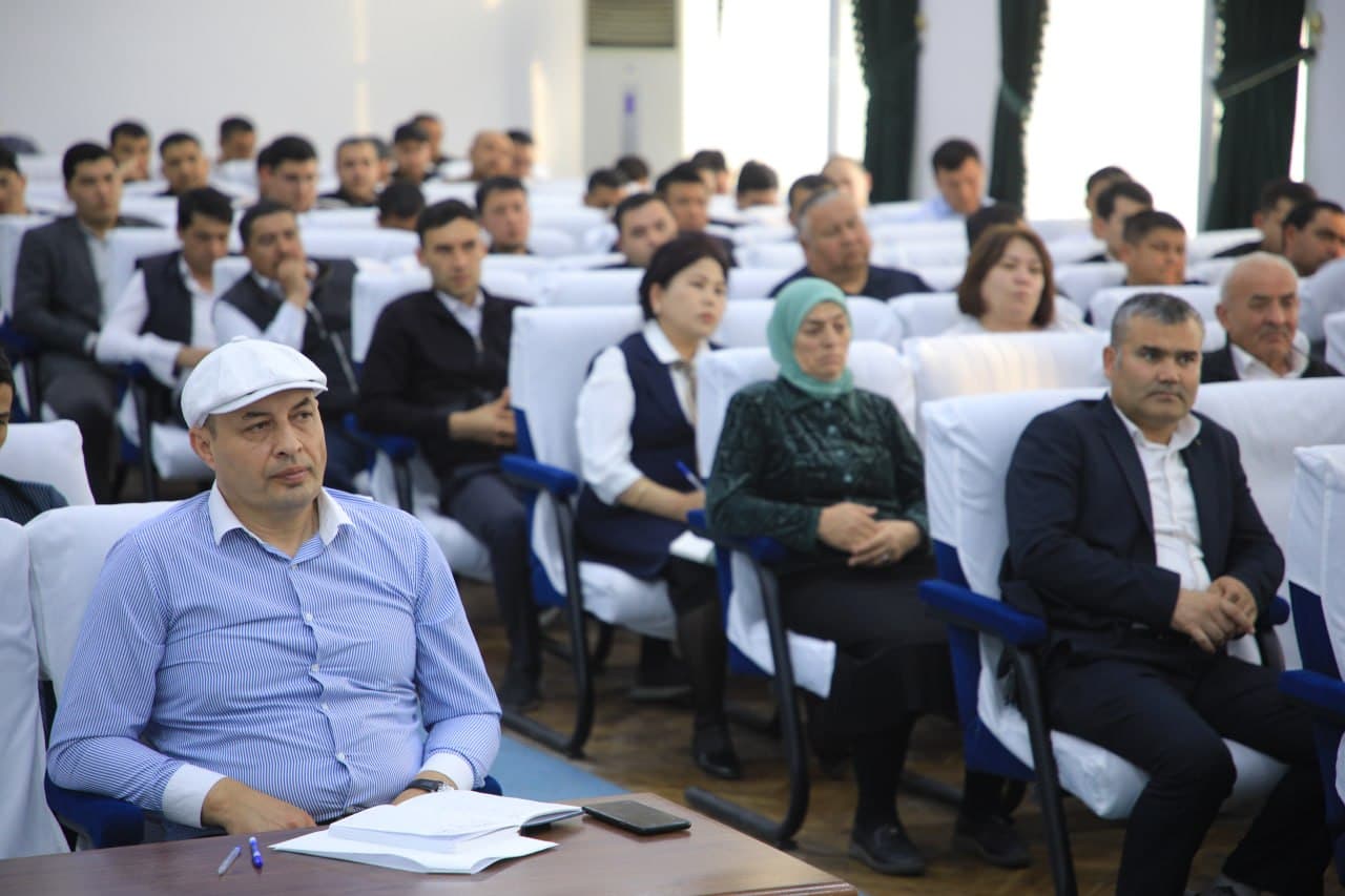 “Raqamli mahalla” sari muhim qadam: Quvasoyda o‘quv seminari tashkil etildi