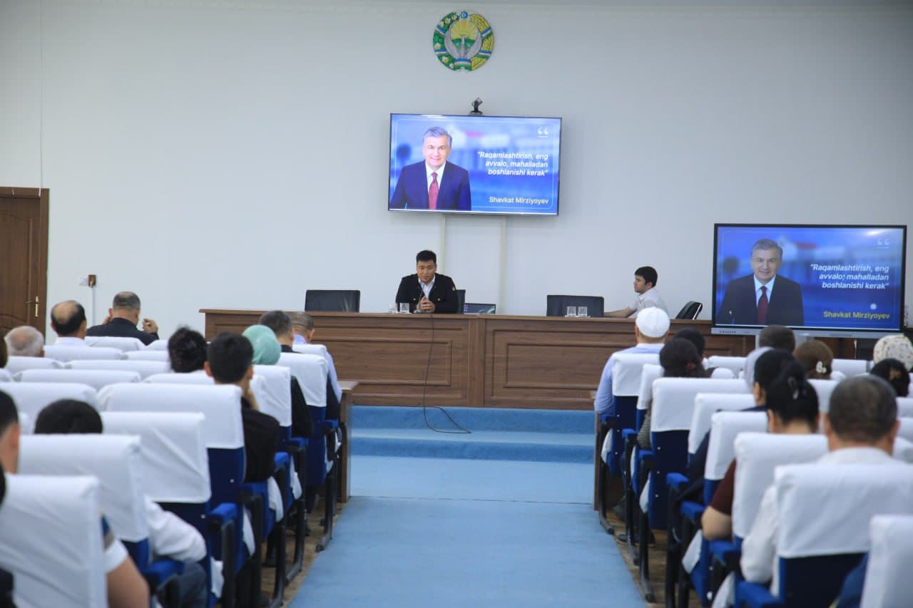 “Raqamli mahalla” sari muhim qadam: Quvasoyda o‘quv seminari tashkil etildi