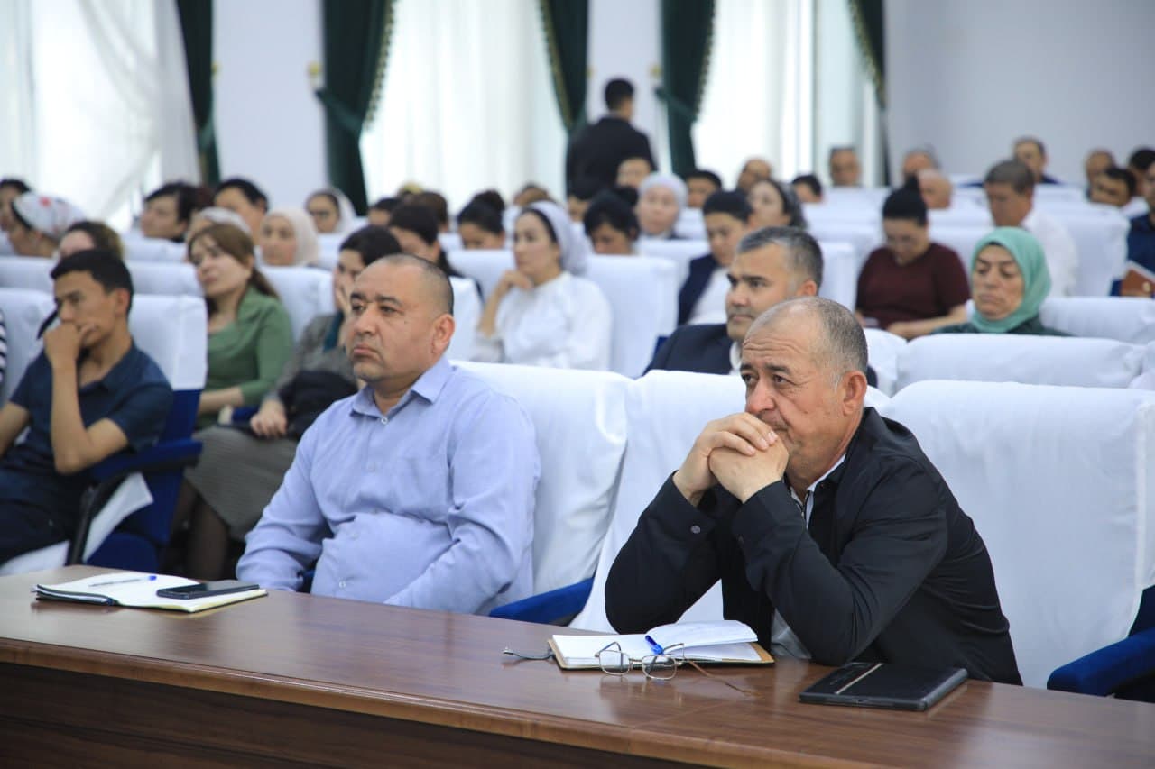 “Raqamli mahalla” sari muhim qadam: Quvasoyda o‘quv seminari tashkil etildi