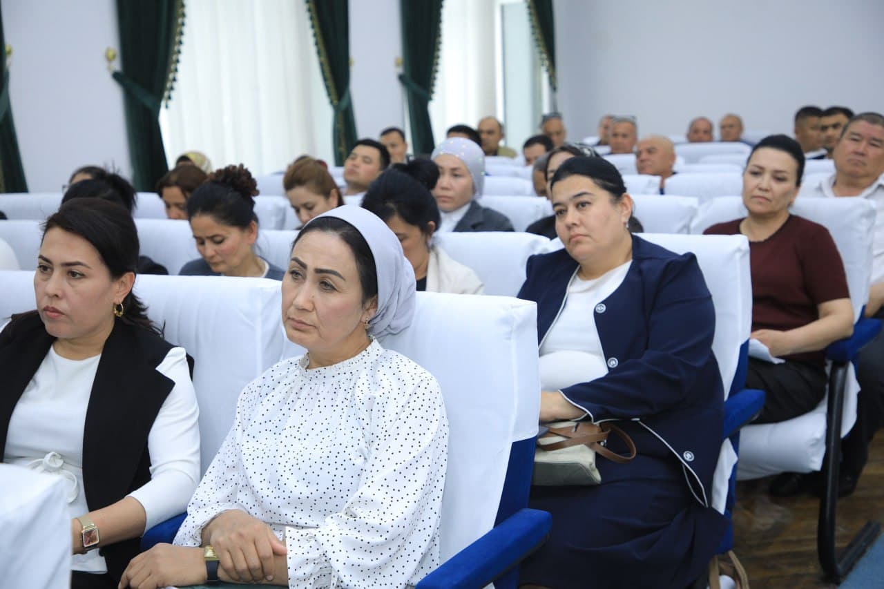 “Raqamli mahalla” sari muhim qadam: Quvasoyda o‘quv seminari tashkil etildi