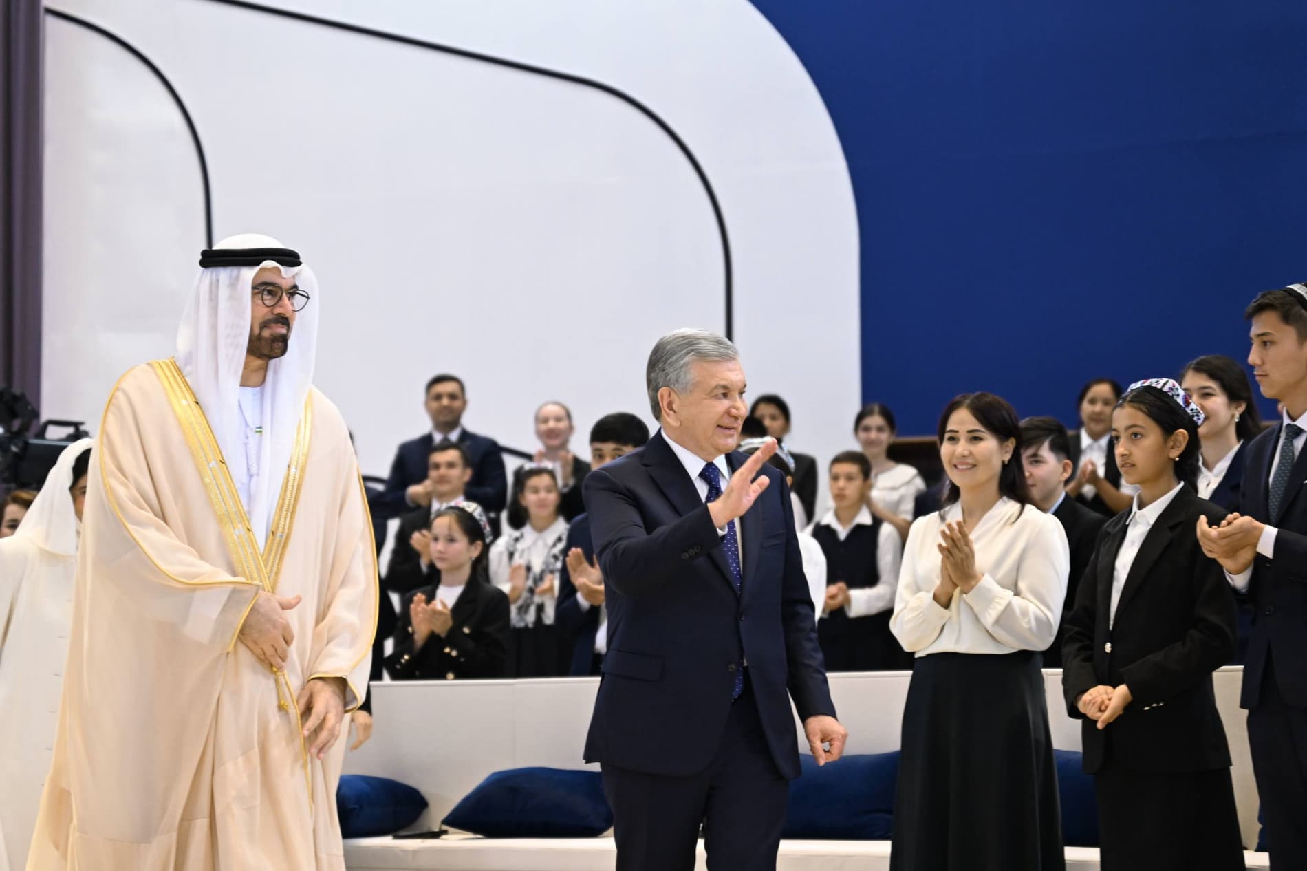 President launches National Reading Movement