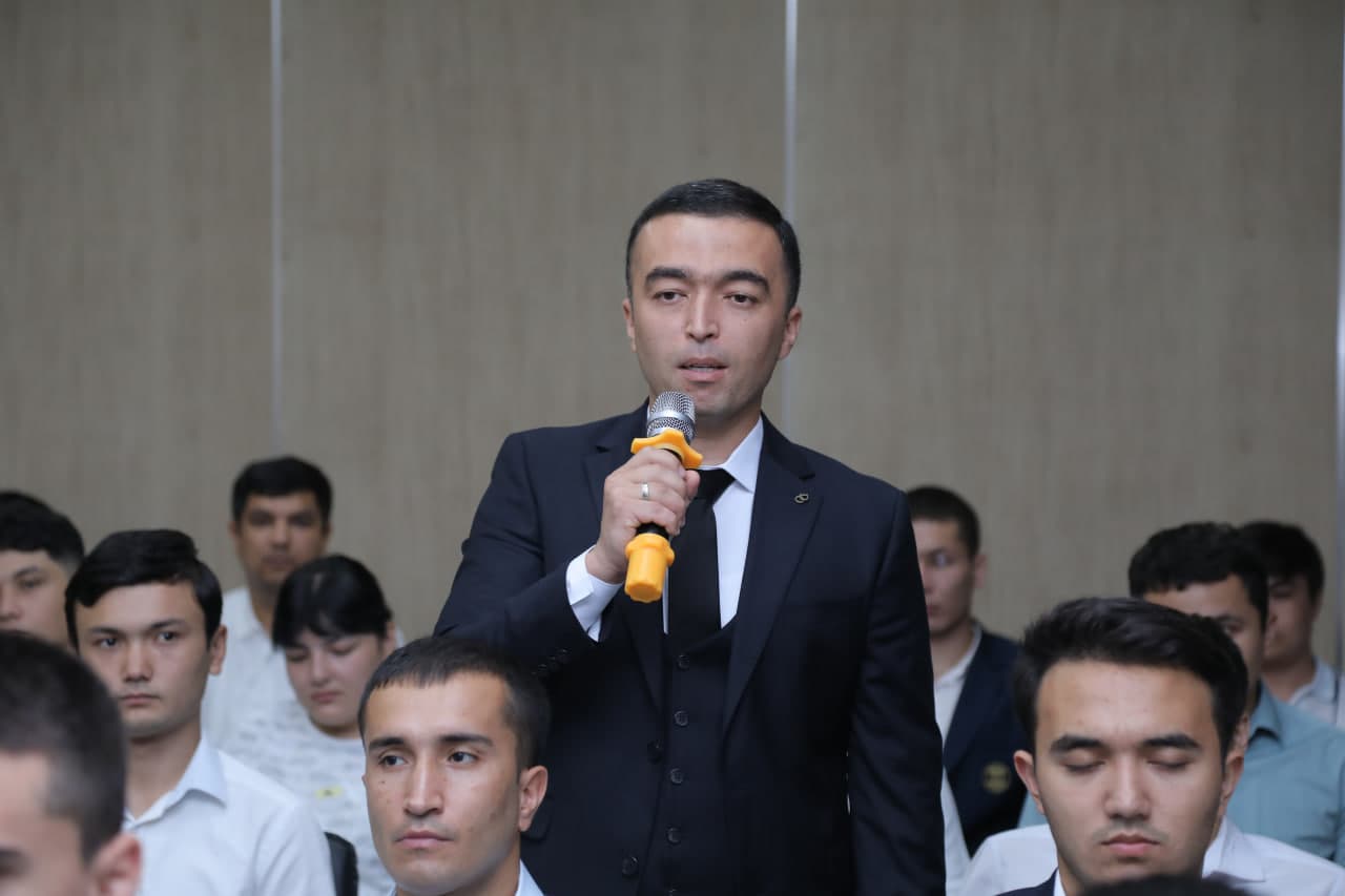 TUIT Hosts Youth Day Dialogue with Students and Young People