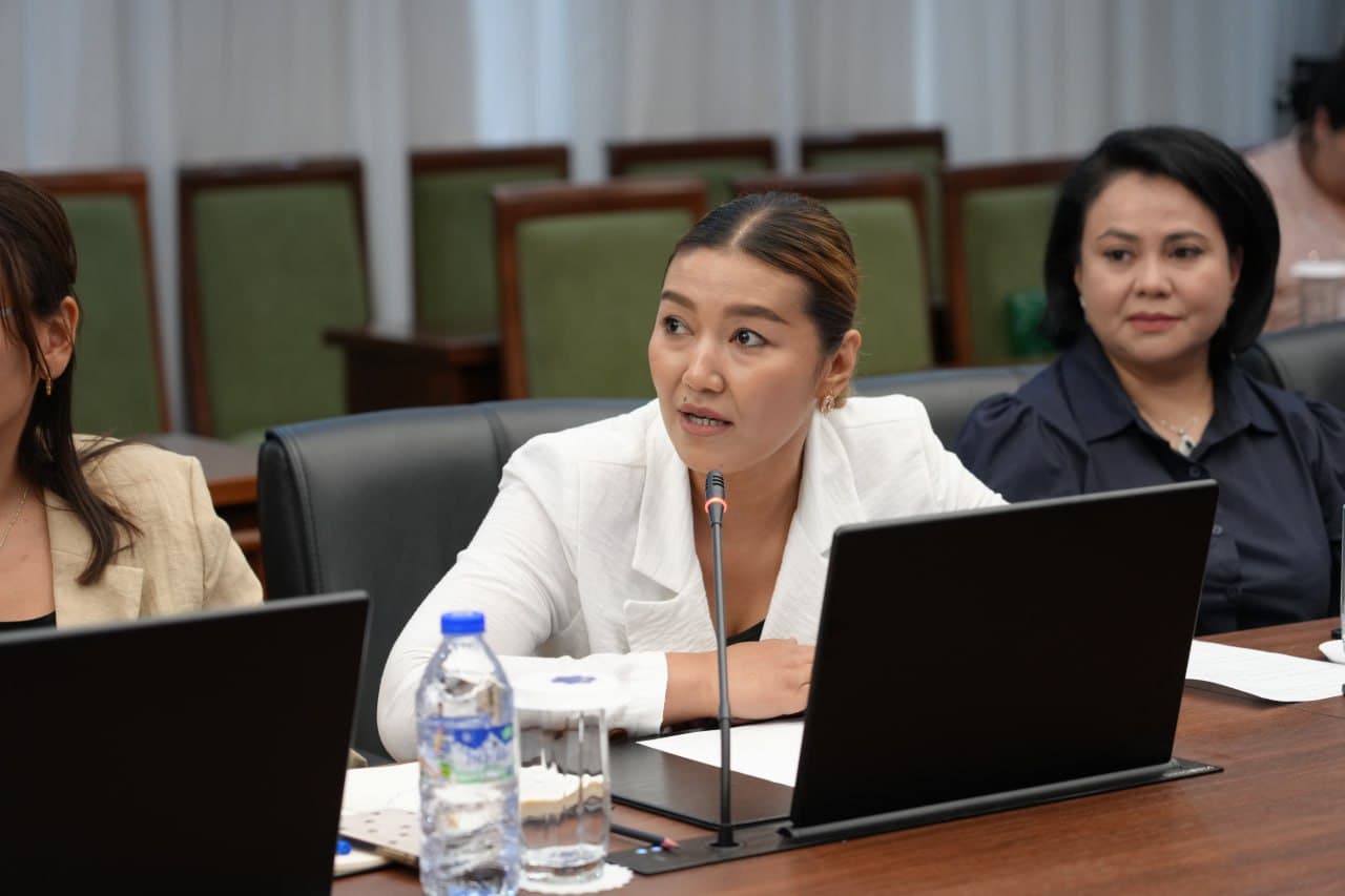 Ministry Discusses Measures to Expand Women's Participation in the IT Sector