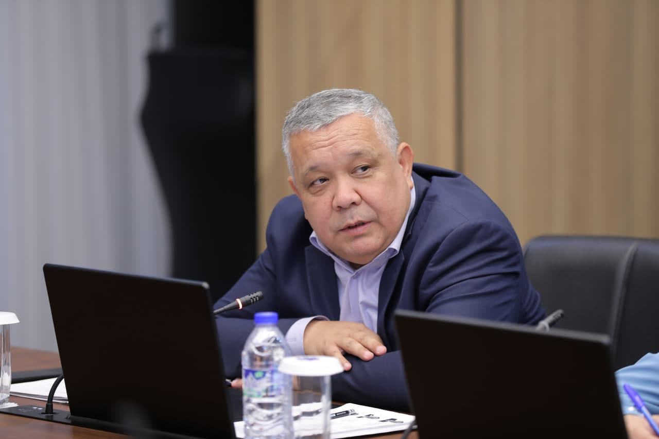 В рамках проекта «Государственная служба, основанная на национальных ценностях» проведён семинар-тренинг